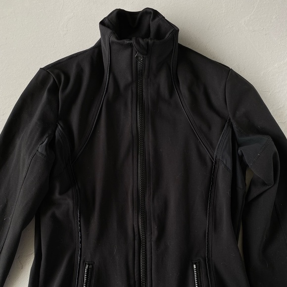 Bandier All Access Replay Run Jacket - Picture 2 of 4
